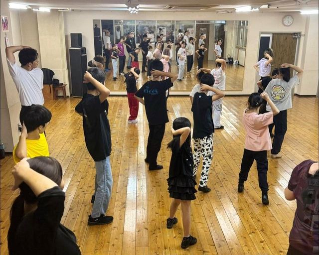 ブロードウェイダンスセンターのトップインストラクターCHIO氏を招いたワークショップ
